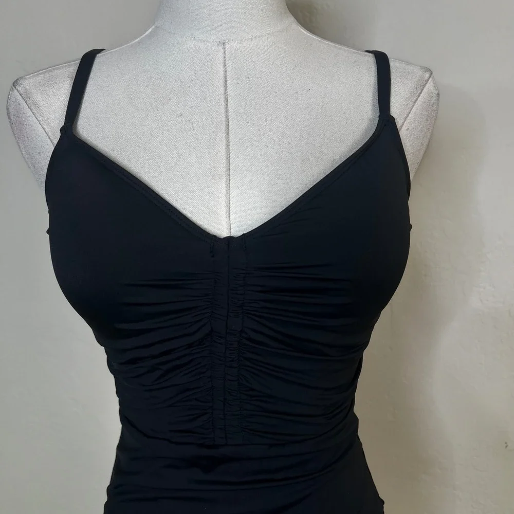 La Blanca Island Goddess Black‎ Ruched One Piece Swimsuit V-Neck Tummy Control 8